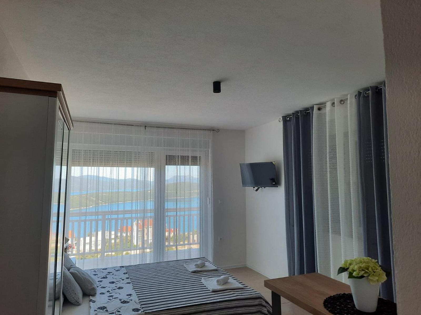 Apartmani Silentium Неум Экстерьер фото