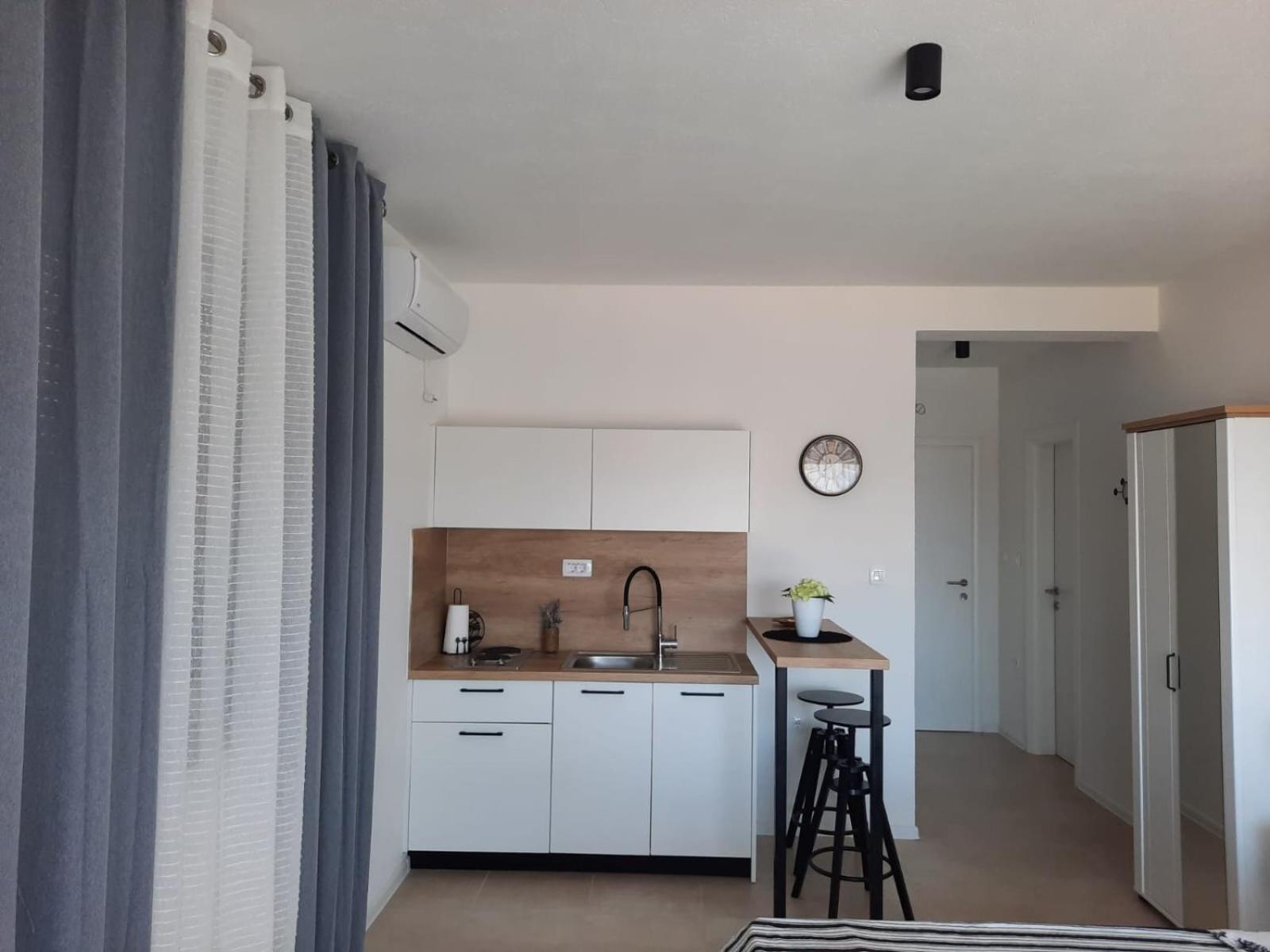 Apartmani Silentium Неум Экстерьер фото